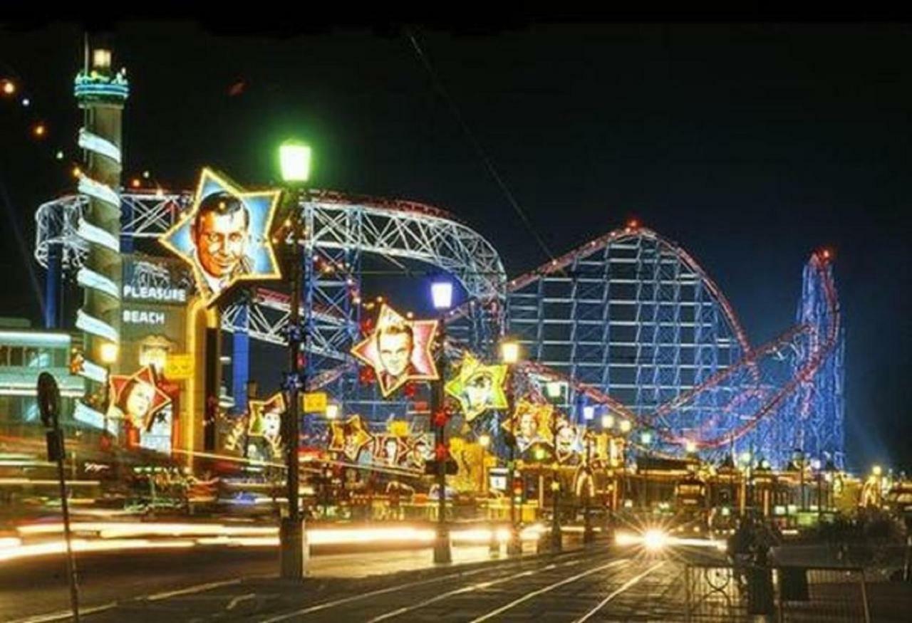 The Savoy Hotel Adults Only Blackpool Exterior photo